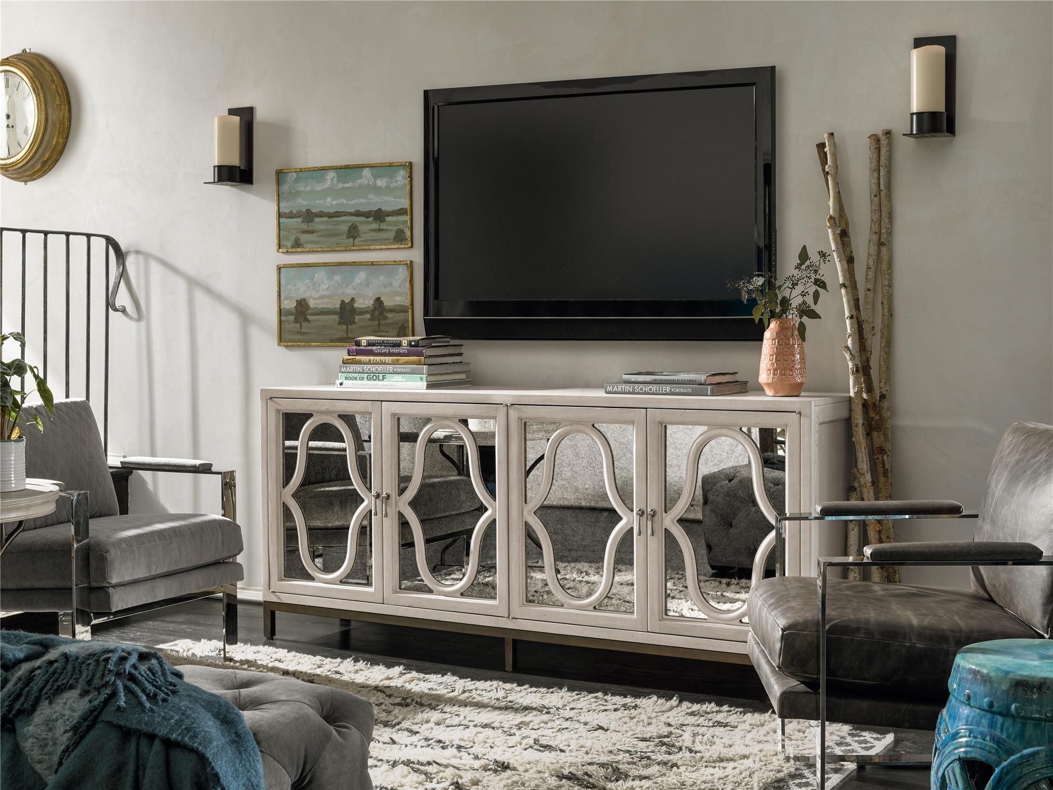 Mirrored Media Console