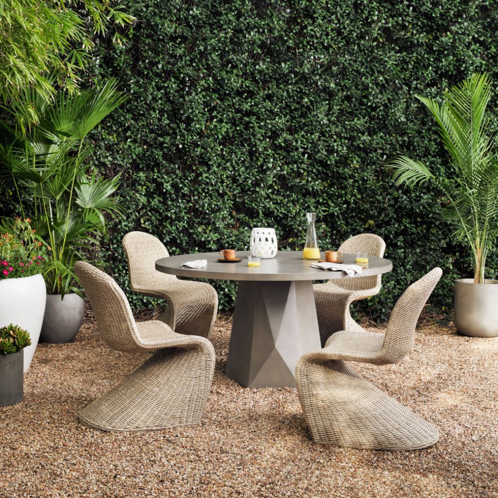 Bowman Outdoor Dining Table